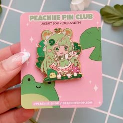 Peachiie Shop Kaeru The Froggy Maid Pin