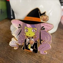 Peachiie Shop NEW Ettie The Witch Pin
