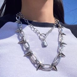 Peachiie Shop Silver Lock Spike Chain Necklace NEW
